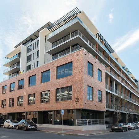 The Docklands Luxury Serviced Apartments เคปทาวน์ ภายนอก รูปภาพ