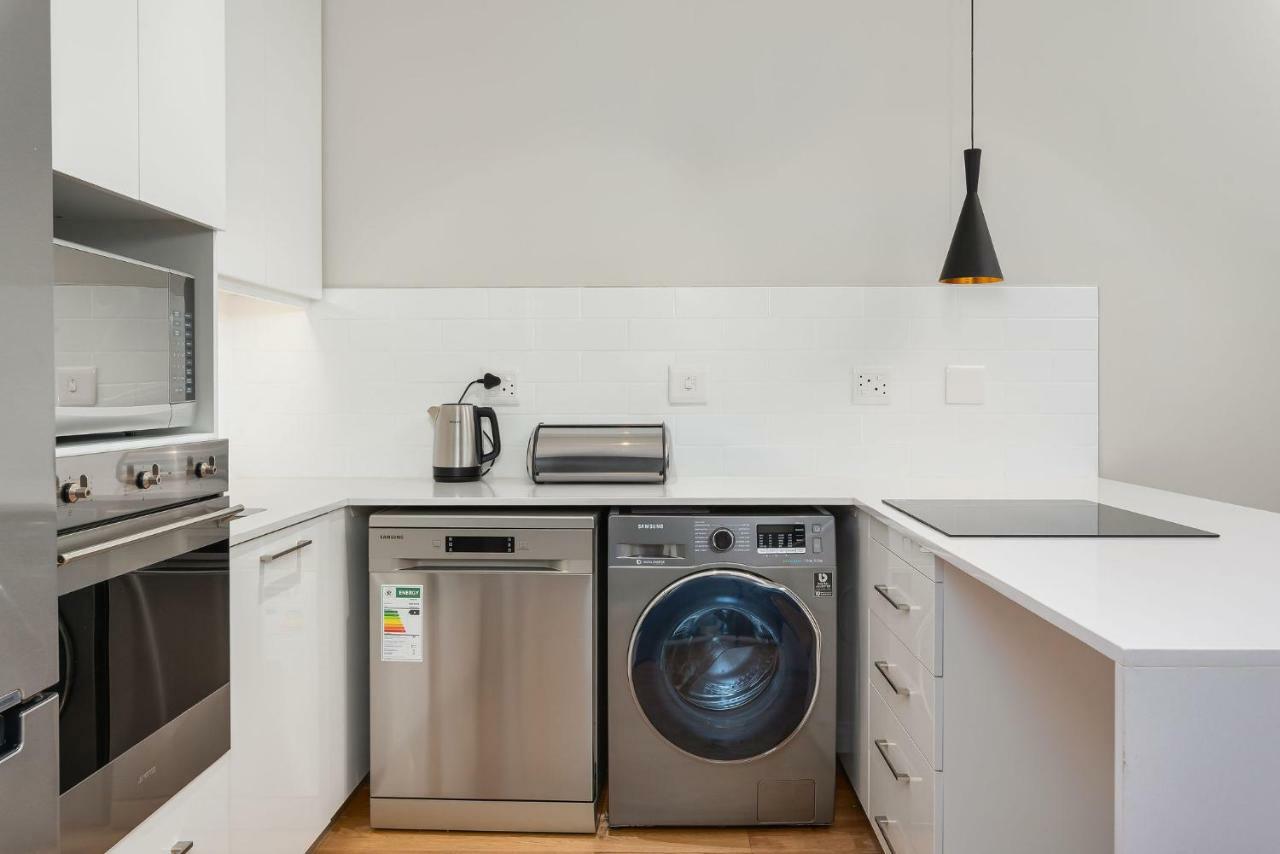 The Docklands Luxury Serviced Apartments เคปทาวน์ ภายนอก รูปภาพ