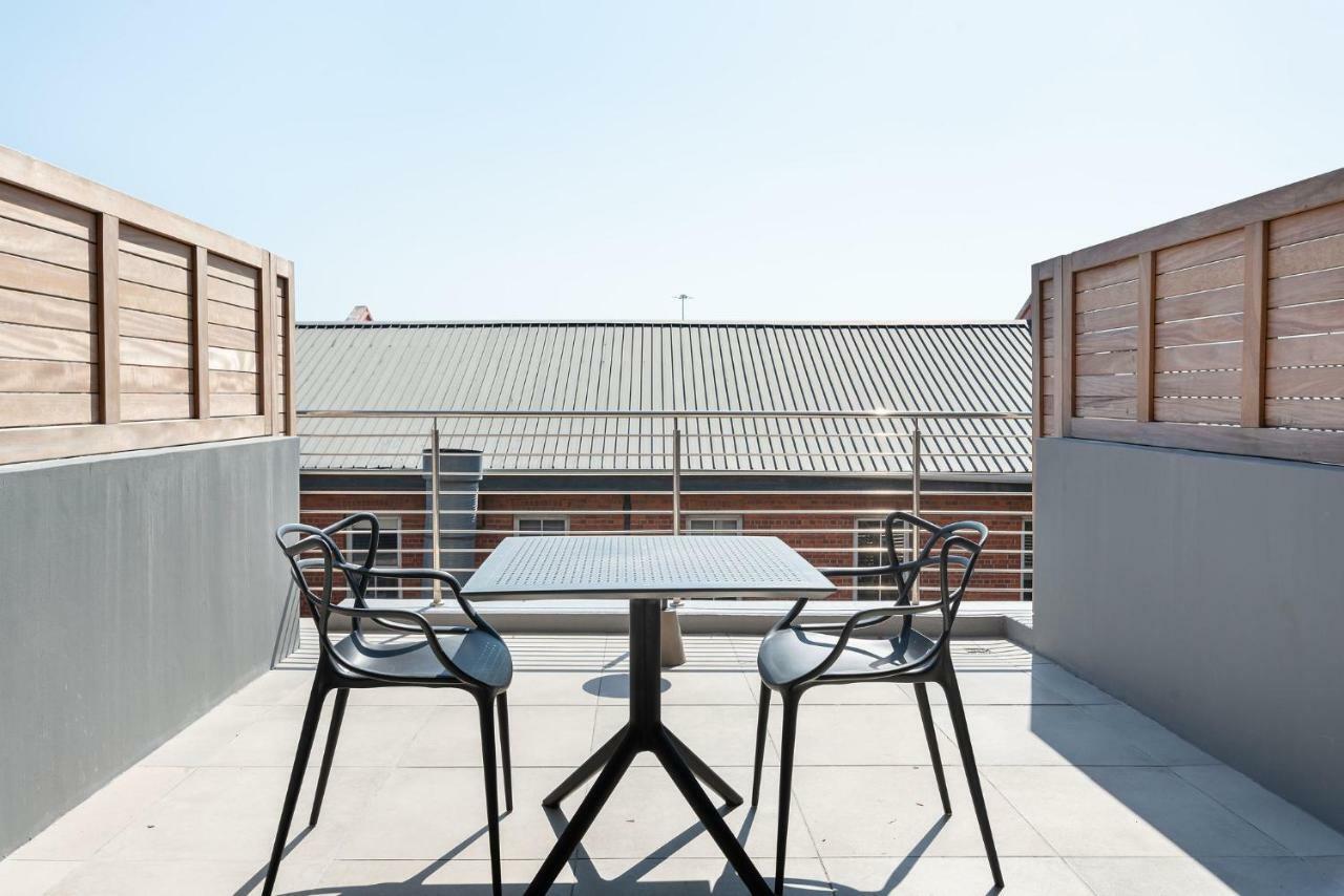 The Docklands Luxury Serviced Apartments เคปทาวน์ ภายนอก รูปภาพ