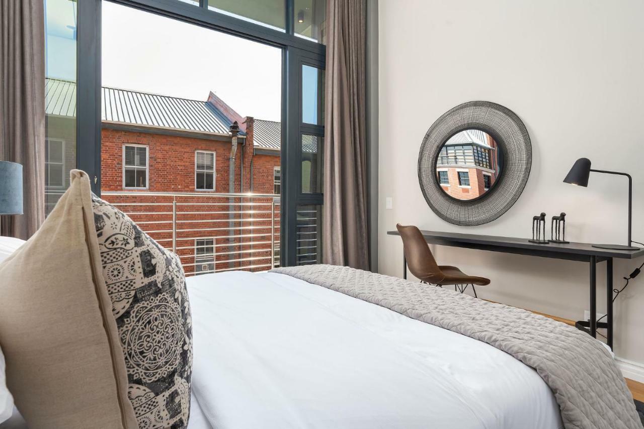 The Docklands Luxury Serviced Apartments เคปทาวน์ ภายนอก รูปภาพ