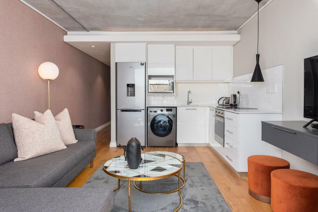 The Docklands Luxury Serviced Apartments เคปทาวน์ ภายนอก รูปภาพ